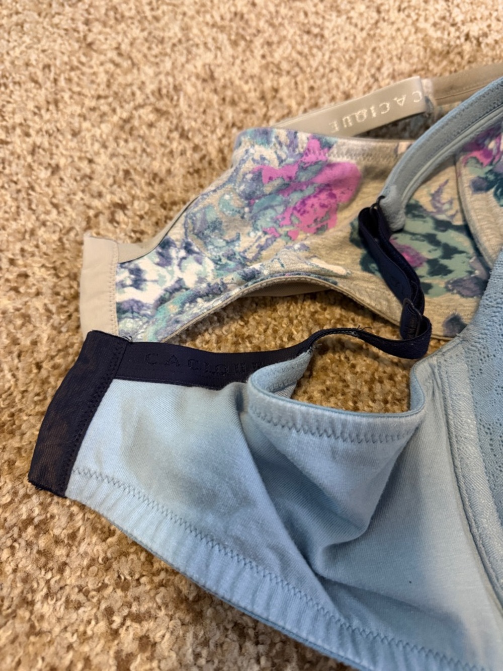 Cacique 40G bra bundle set of 2 boost plunge like new no flaws smoke pet free - Picture 5 of 5